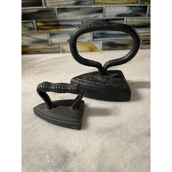 Two Vintage Antique Cast Flat Iron Sadirons Door Stop Decor Circa 1800s - Picture 1 of 10
